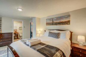 Pet Friendly Centrally Located Home With Yard!
